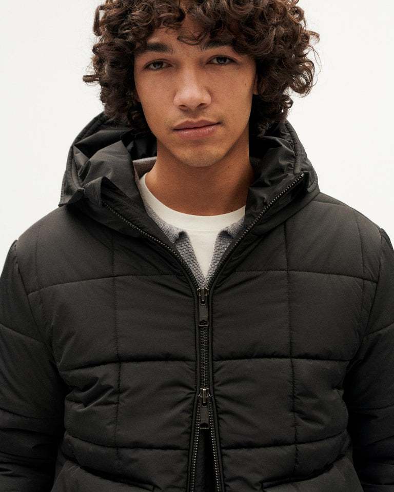 Chaqueta negra Gerhard sostenible-3