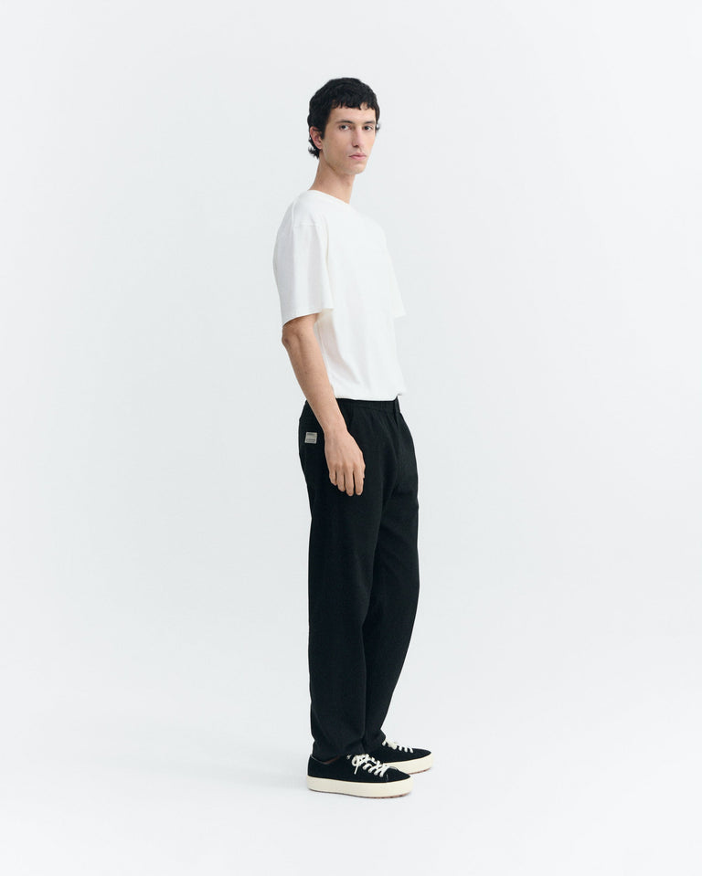 Pantalón recto negro Travel light sostenible - 2