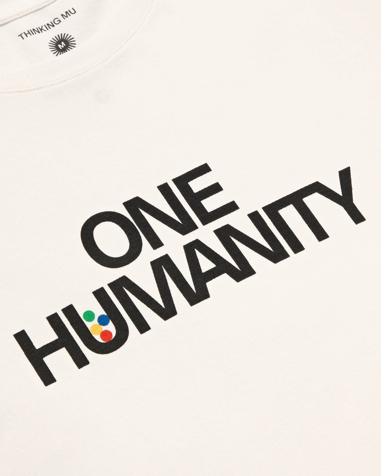 Camiseta blanca One humanity sostenible-silueta-2