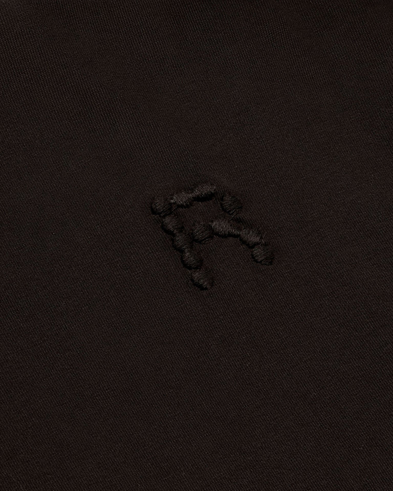 Camiseta negra Aaron sostenible - silueta 2