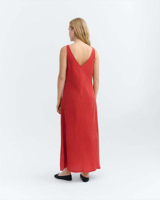 Vestido largo rojo cupro Sade sostenible - 5