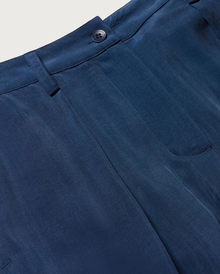 Pantalón azul cupro Cirila sostenible - silueta 2