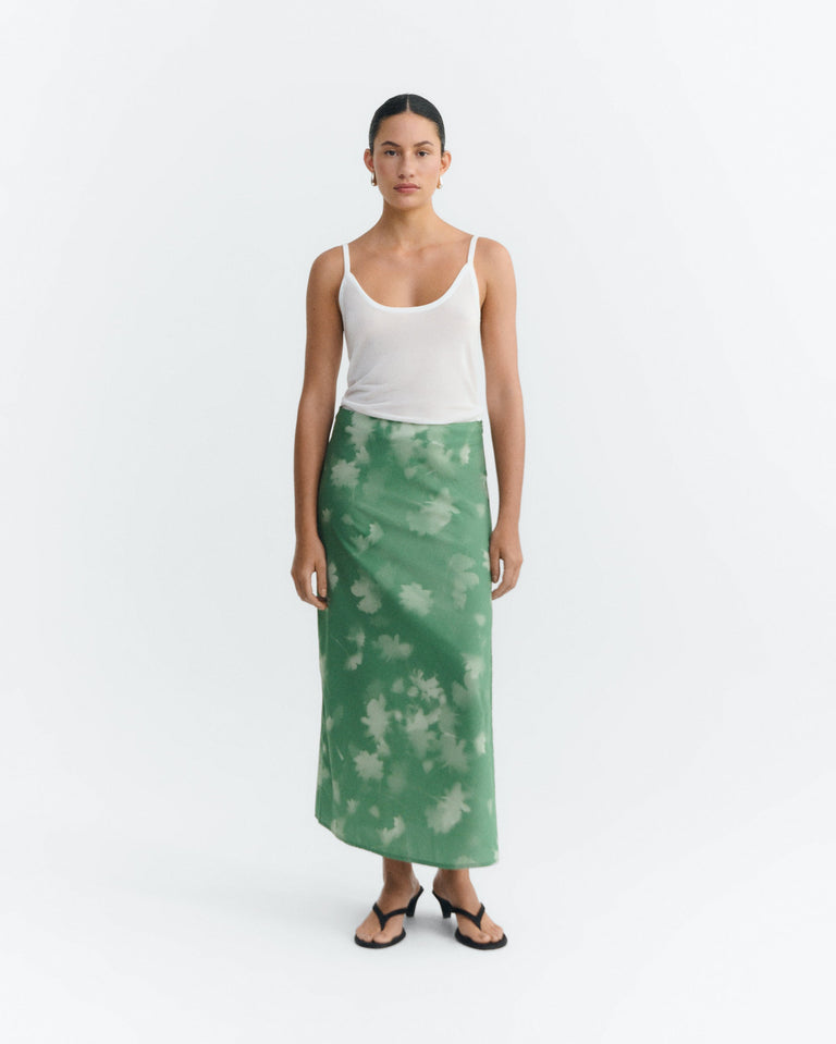 Falda midi verde tipia Kora sostenible - 4