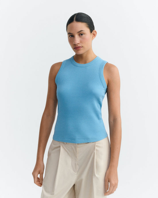 Tank top azul claro Juliette sostenible - 2