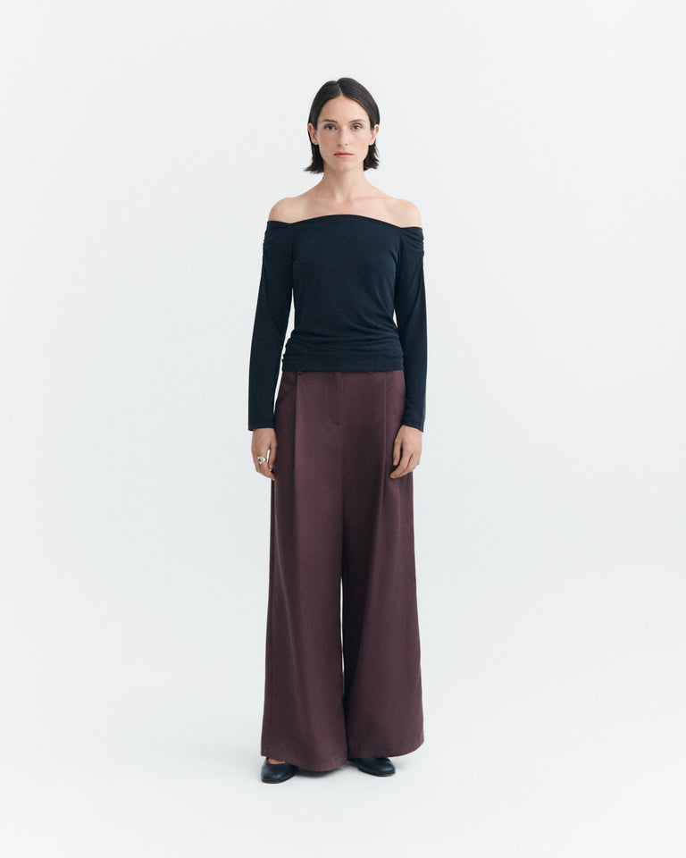Top off shoulder negro Berta sostenible - 1