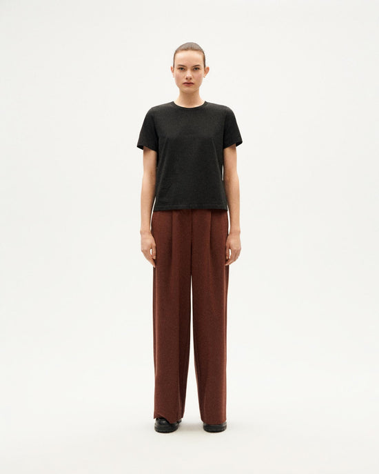 Camiseta negra Ida sostenible-2