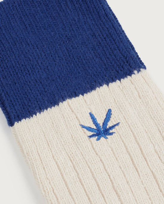 Calcetines azules Hemp Peu- Silueta 2